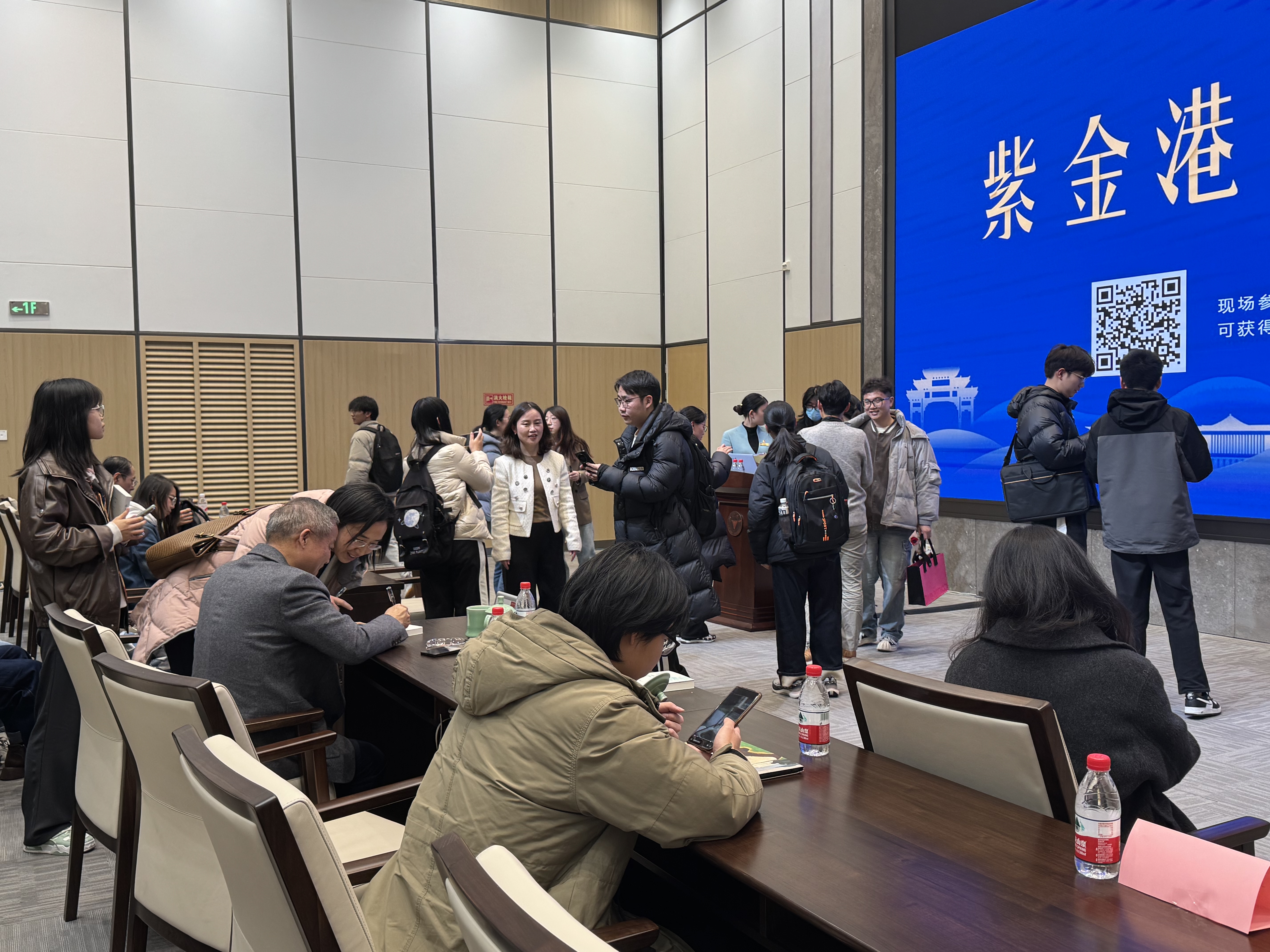 本地图片